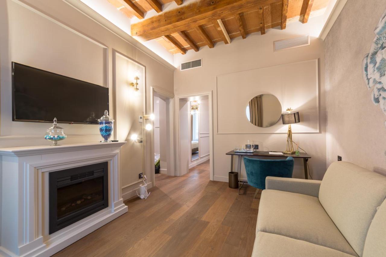 Palazzo 42 - Boutique Hotel & Suites Pistoia Exteriör bild