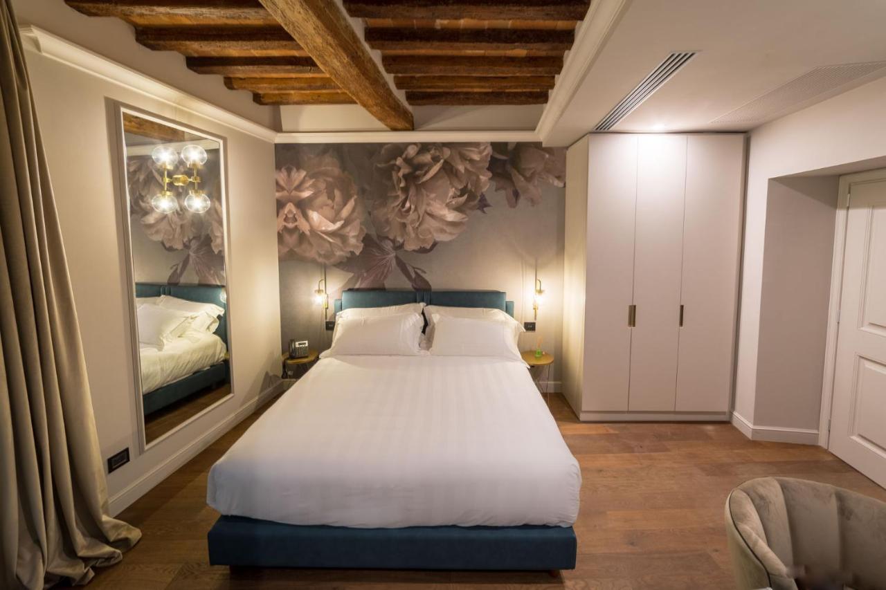Palazzo 42 - Boutique Hotel & Suites Pistoia Exteriör bild