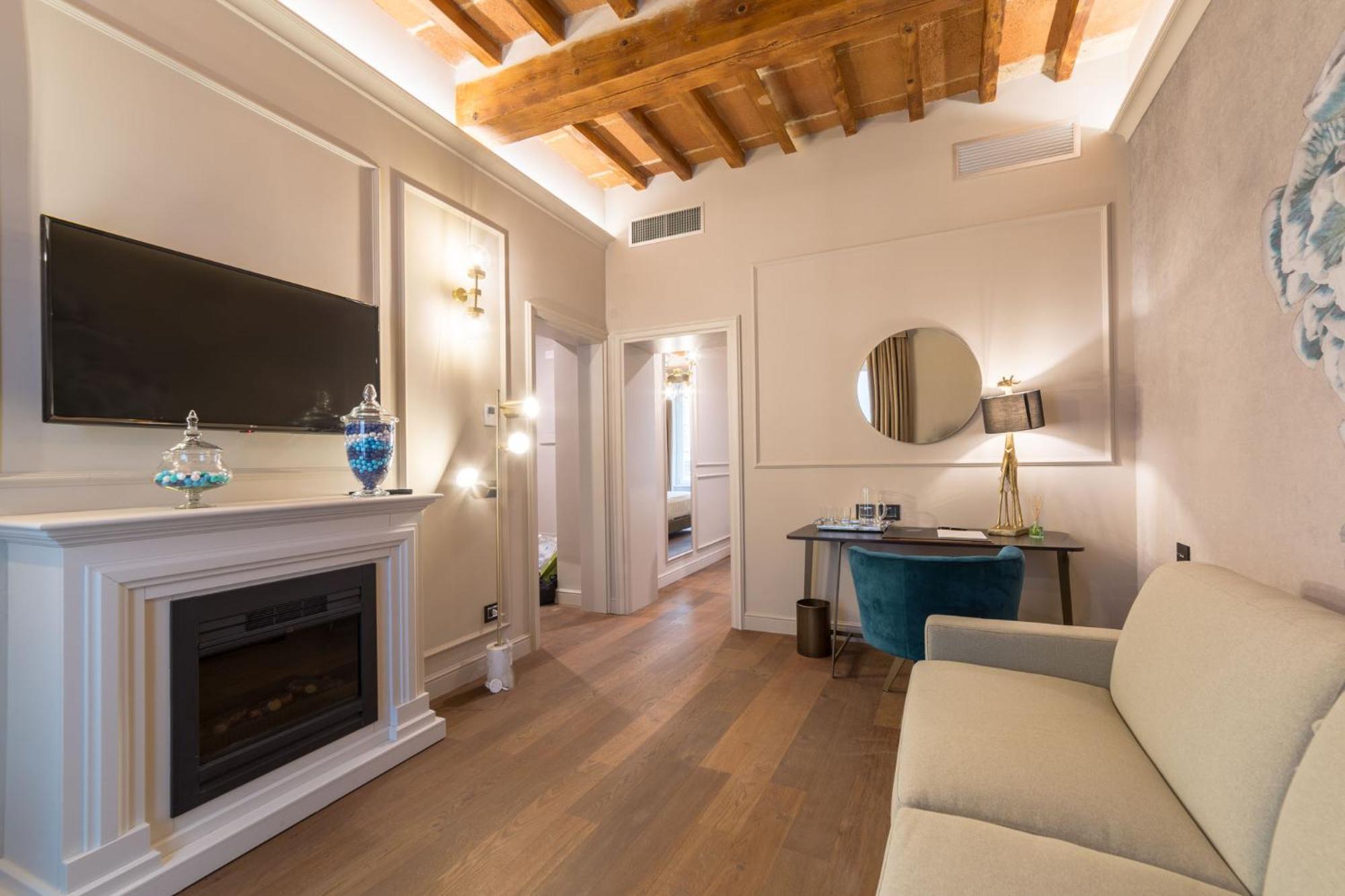Palazzo 42 - Boutique Hotel & Suites Pistoia Exteriör bild